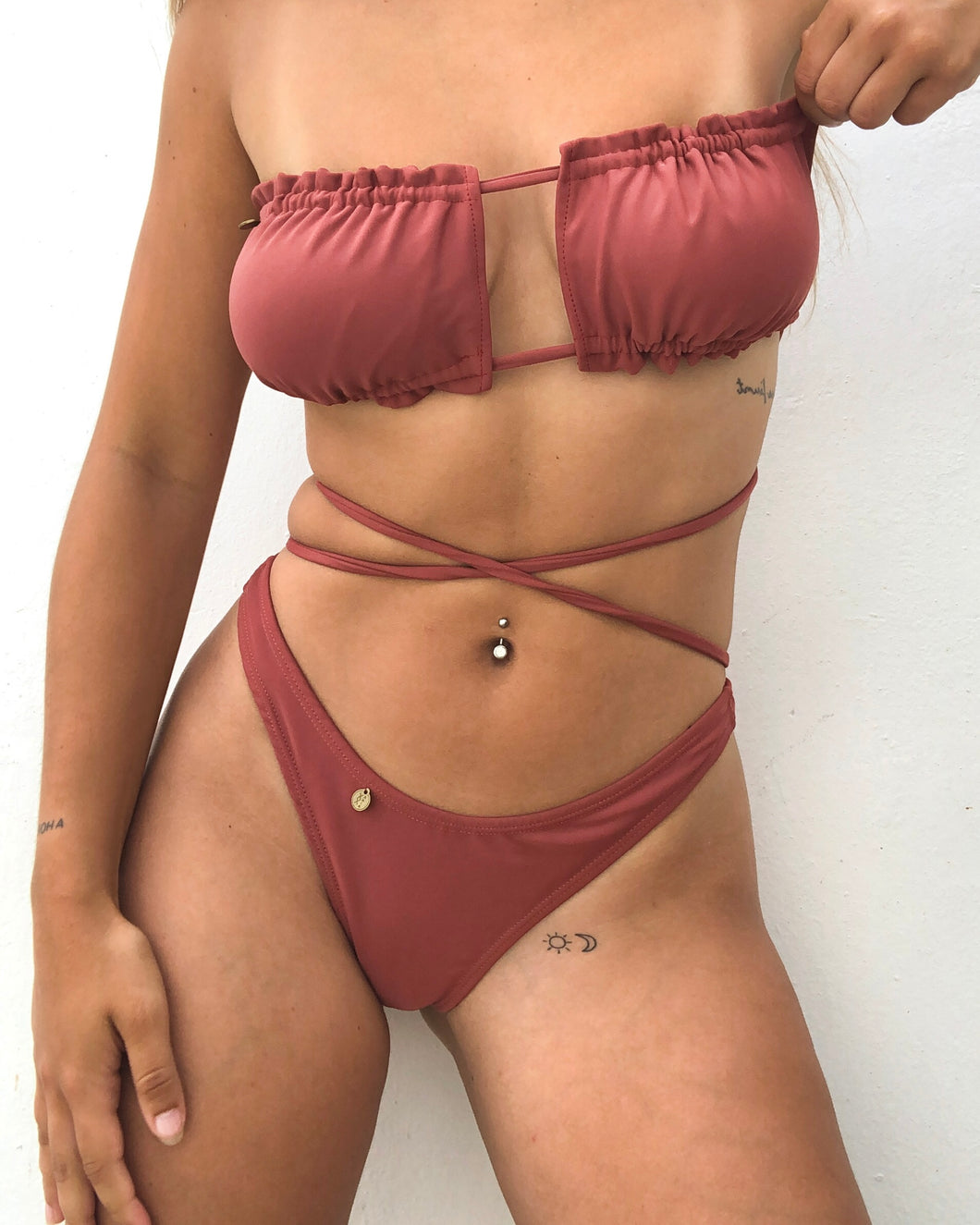 HIGH LEG BIKINI BOTTOM - OCHER